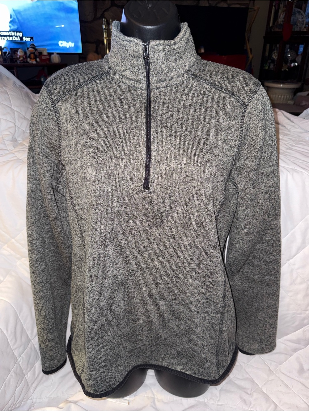 Eddie Bauer Ultra Soft Fleece 1/4 Zip Long Sleeve Pullover